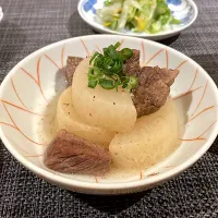 牛肉と大根の煮込み🥢|Saori.Sさん