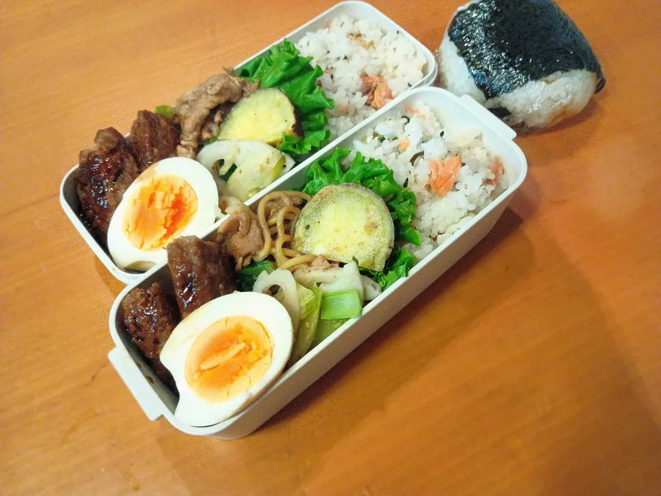 次男弁当&おにぎり|tamagomagomagoさん