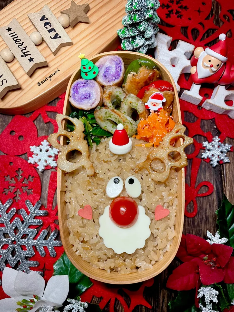 トナカイ弁当|Akiyoෆ¨̮⑅さん