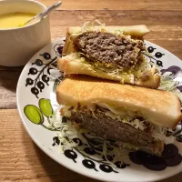 ハンバーグサンド|yukie@uilanikitchenさん