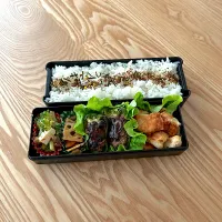 ガーリック醤油焼き＆ピーマンの肉詰め弁当🍱|nonoさん