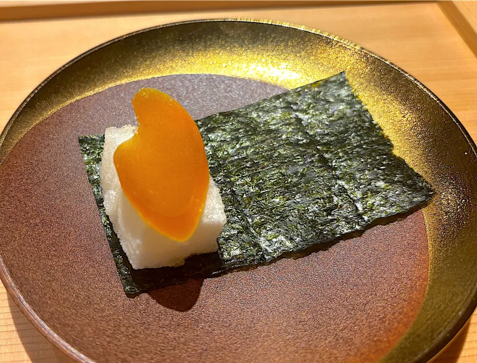 ⑤12月9日・［和食のコース🥰］・お餅とカラスミの海苔巻🙂✨|山勝さん