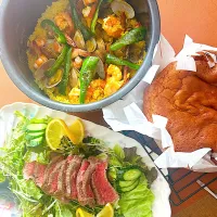 パエリア🥘ローストビーフ🥩手づりカステラ|ＳＵＺＵＫＩさん