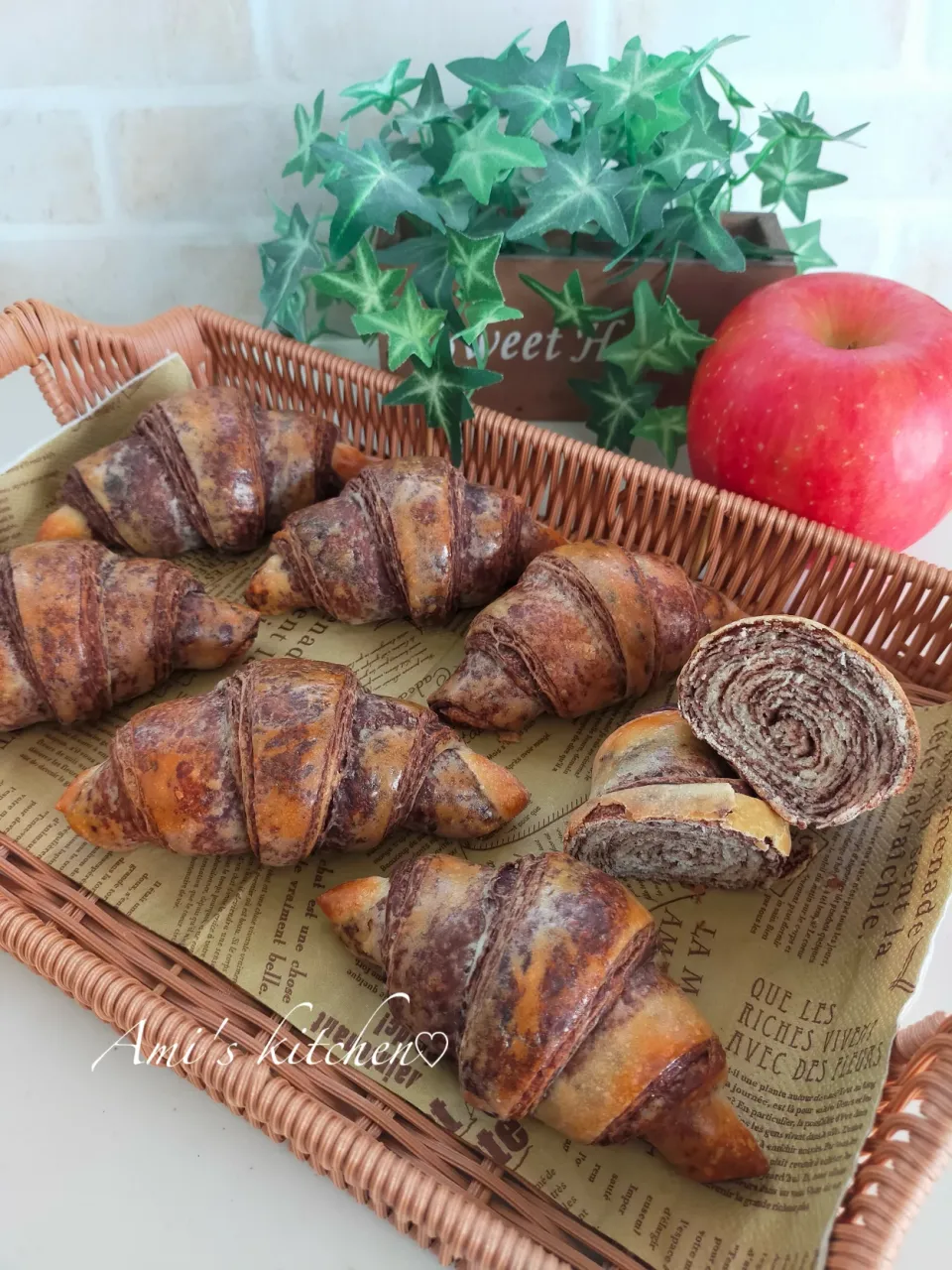 チョコシートでクロワッサン風〜😆🥐|あみさん