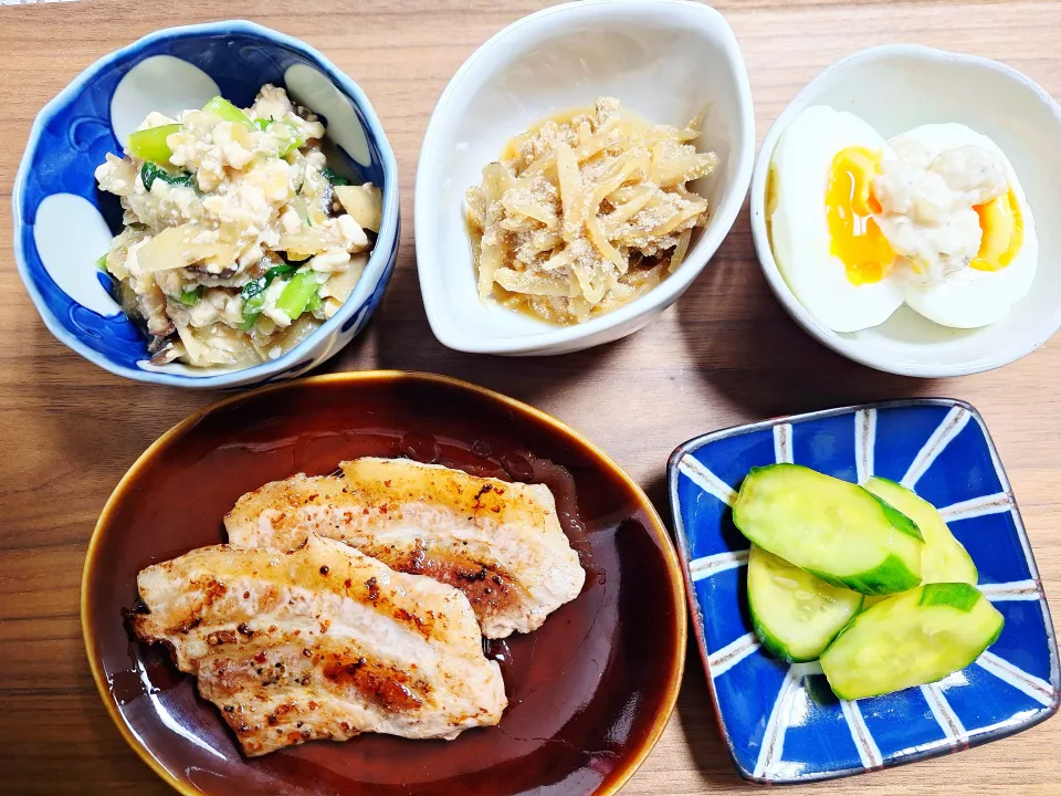 1210 夕食(つまみ)|みいさん