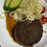 家でステーキ宮のハンバーグ|Morito Kamiyaさん