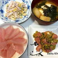 マグロとろろ&ピリ辛タコきゅうり&昨日のマカロニサラダ&味噌汁| なおさん