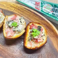 ブルーチーズとベーコンのバケットトースト|ゆきっちん(・8・)さん