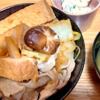 厚揚げのすき焼き丼|ゆきりんさん