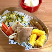 豚の生姜焼き　卵焼き　金平牛蒡　のりたま　🍎|JKお弁当さん