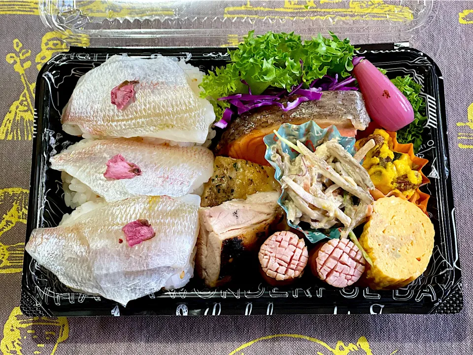 小鯛の笹漬けの手まり寿司|めみさん