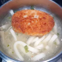 みぞれ仕立てのなめ茸と豚ひき肉入りとろみ付きコロッケうどん|darkbaronさん