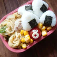 漢の…次女用🍱こにぎり付き塩焼きそば弁当|ᵏᵒᵘさん