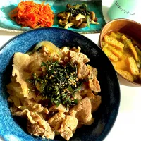 豚丼🐷| C2★さん