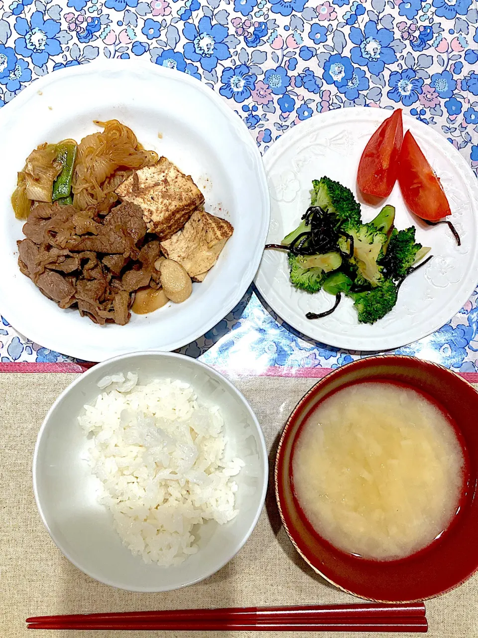 すき煮とブロッコリー塩昆布和え|おしゃべり献立さん