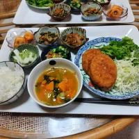 節約🍀コロッケ、大根の皮の浅漬定食です✨|rikako♪。.:＊さん