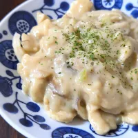 鶏胸肉と舞茸のクリーム煮|ぱんだのままんさん