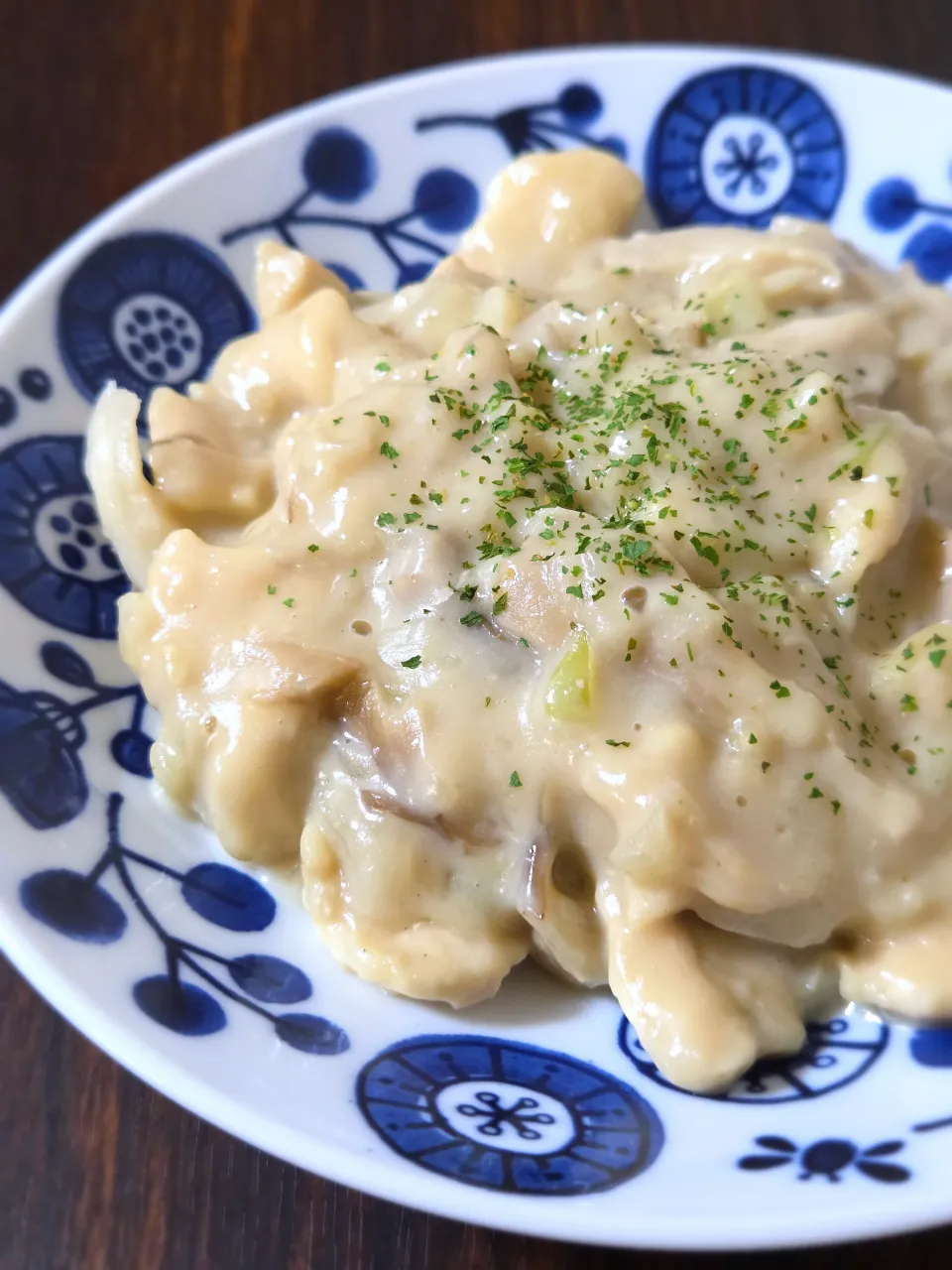 鶏胸肉と舞茸のクリーム煮|ぱんだのままんさん