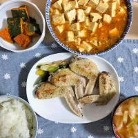 🌛*゜麻婆豆腐 / 手羽先塩焼き / カボチャの煮付 / ワンタンスープ|Ayakaさん