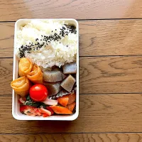 チャプチェ春巻き弁当|_emi_48.0517さん