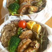 鶏肉ときのこの炊き込みごはんとれんこんのはさみ焼き弁当|hiro♪kouさん