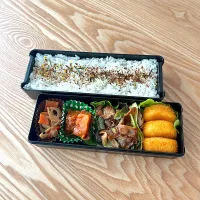 コーンコロッケ＆回鍋肉弁当🍱|nonoさん