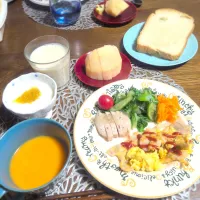 朝ごはん🌅！|まめころさん