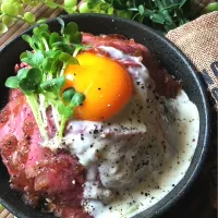 ローストビーフ丼