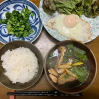 昼食　目玉焼き🍳|ATさん