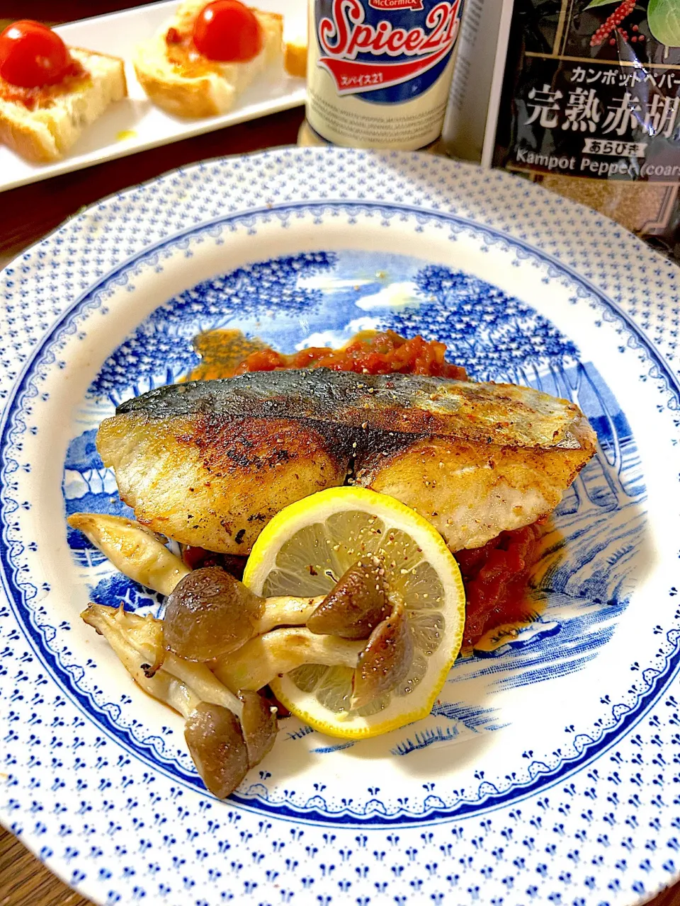 サワラのソテー　ピペラード添え|むぎこさん