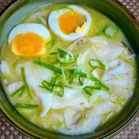 スープ餃子🍲🥟|すくらんぶるえっぐさん