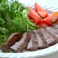 佐賀和牛ステーキと私が育てたハンサムレタス|マユマユさん