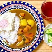 カレー 目玉焼き乗せ|ふわふわさん