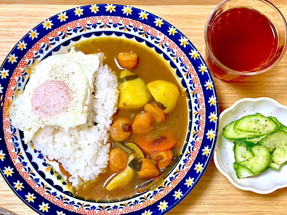 カレー 目玉焼き乗せ|ふわふわさん