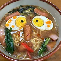 マルちゃん正麺🍜、豚骨醤油味❗️✌︎('ω')✌︎✨