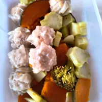 蒸しシュウマイと蒸し野菜|112さん