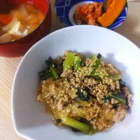 ひき肉と小松菜のチャプチェ風|ちゃいさん