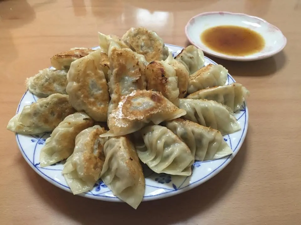 番外編：自分で餃子を作って見ました😄|ひぐっちさん