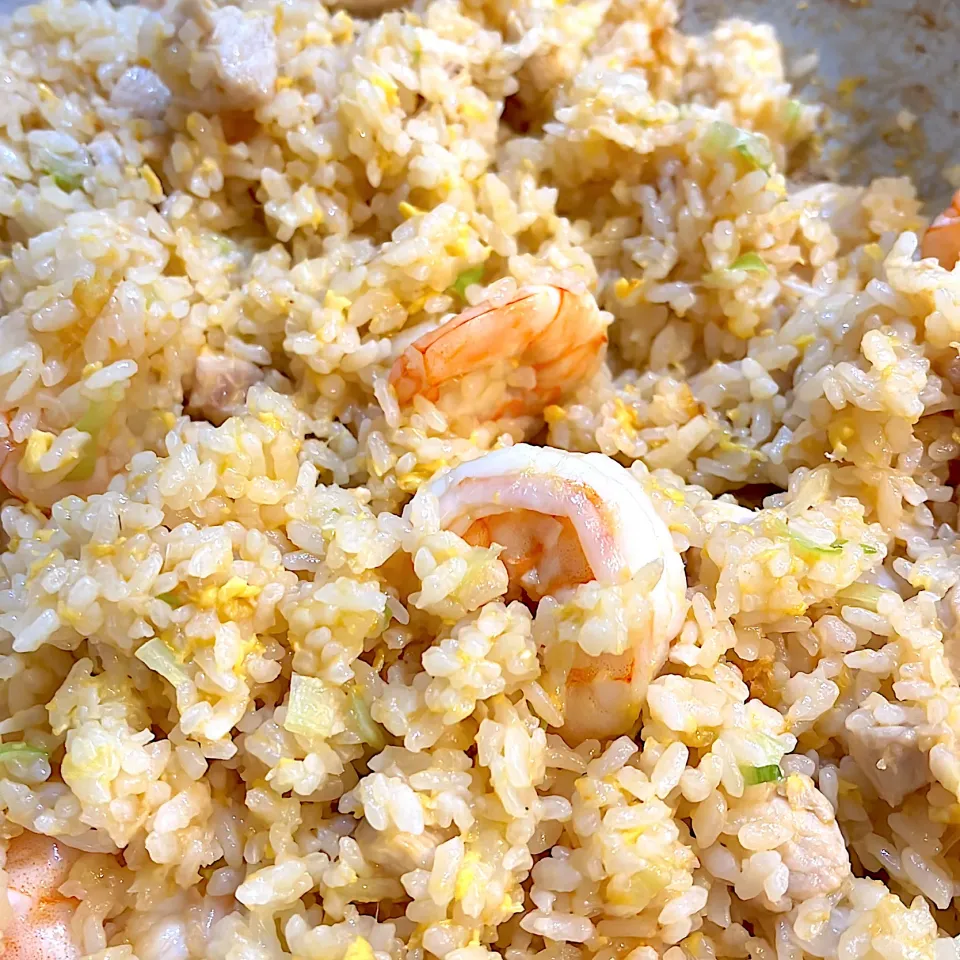 バンナイエビ、鶏むね肉チャーハン|pranzoさん