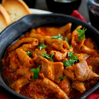 Snapdishの人気料理写真:豚モツのトマト煮