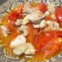 トマトと鶏もも肉のネギ塩炒め|ちゃびさん