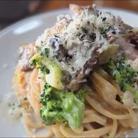 Spaghetti con anatra, broccoli e crema|kazaneさん