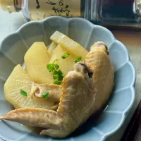 鶏手羽と大根のにんべん煮| mimiしろさん
