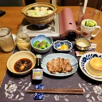 ソルマック5サキノミ、寄せ鍋、味付ヒレ肉のポークソテー、スティックマヨキュー、小松菜のお浸し、沢庵、桃ジュース、烏龍茶、〆の雑炊|enarinさん