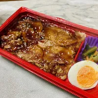 豚バラ生姜焼き重(๑•🐽•๑)㌧| Kojiさん