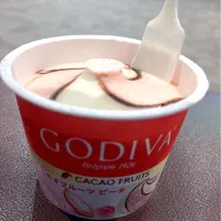 GODIVAのアイスミルク|minipicnicさん