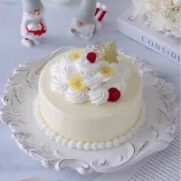 ホワイトチョコケーキ🤍