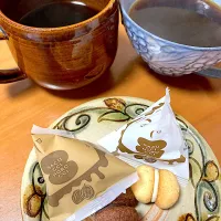 戴きものお菓子と珈琲でおやつTime|さくたえさん