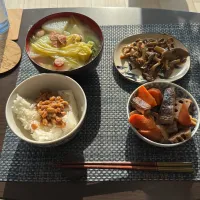 ヒラタケのバター醤油炒め・レンコンと人参の煮物・ケールとキャベツとカブのコンソメスープ| a-parkさん