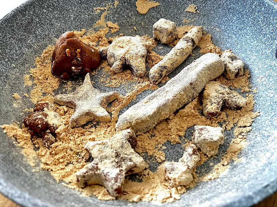 ＊雨の日のおうち遊びに🏡＊簡単✨きなこ棒工作＊|＊抹茶＊さん